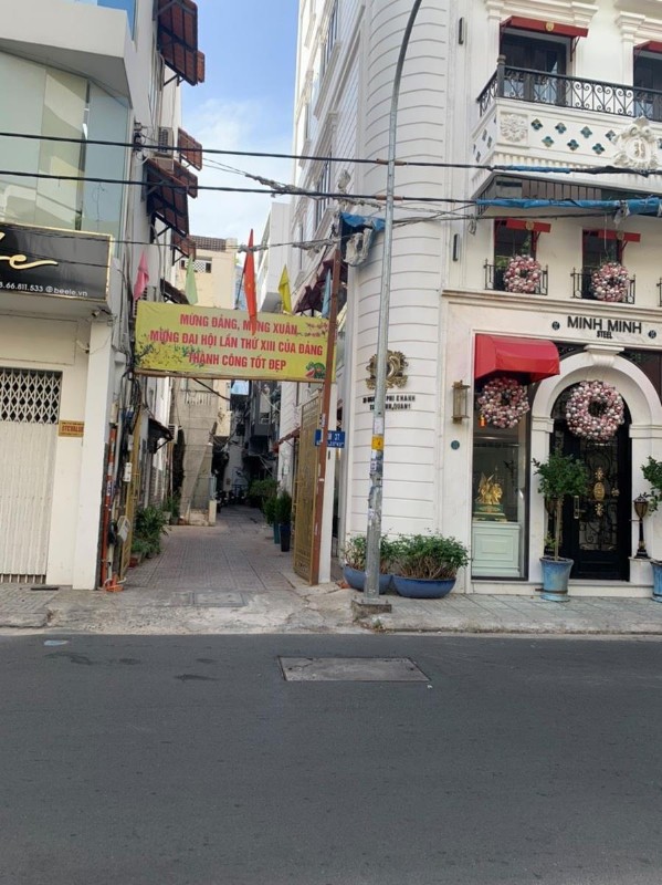 Ảnh của Cần bán gấp nhà 2 tầng - hẻm xe hơi tại nguyễn phi khanh, quận 1, hcm