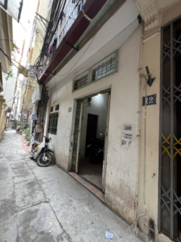 Picture of Bán căn hộ cho thuê, sổ đỏ chính chủ tại ngõ 445/68 đường Nguyễn Khang.