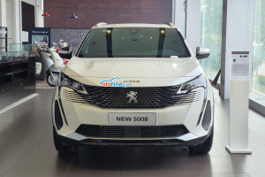 Picture of NEW Peugeot 5008 GT
