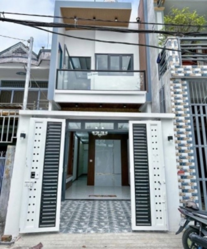 Ảnh của Nhà đẹp hoàn công lộ ô tô 5m, có sân trước để xe tiện ghi