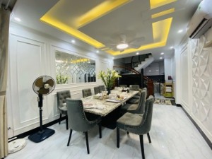 Ảnh của GIA ĐÌNH CẦN TIỀN BÁN NHÀ GẤP, CHẤP NHẬN BÁN RẺ 46M2 6T 6.4 TỶ THANH XUÂN, TẶNG LẠI NỘT THẤT