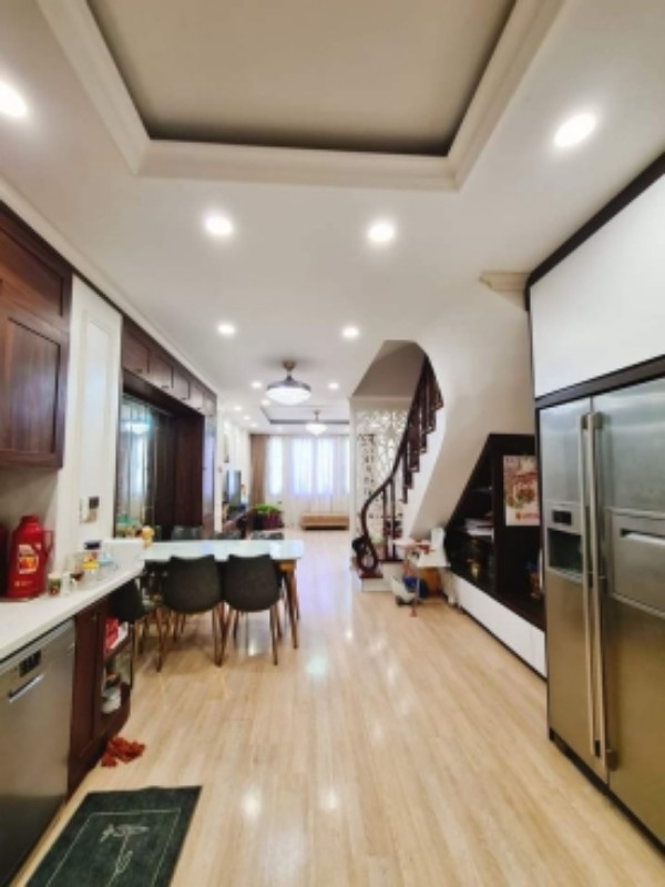 Ảnh của BÁN NHÀ DV Vạn Phúc Hà Đông 50M 5 tầng Mặt tiền rộng giá 8.9 tỷ (còn bớt)