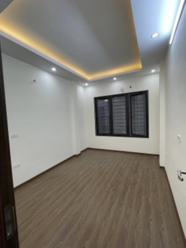 Ảnh của Cho thuê nhà phố Kim Ngưu, Hai Bà Trưng 5 tầng. Giá: 15tr