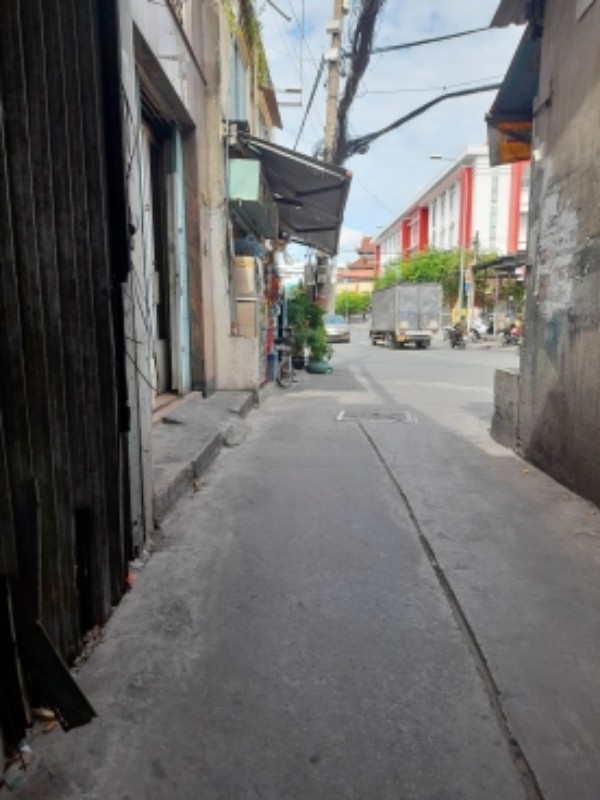 Picture of Bán Nhà Riêng Tân Bình, Phường 4, Lê Bình, 2 Tầng BTCT, 31m2, Nở Hậu Tài Lộc