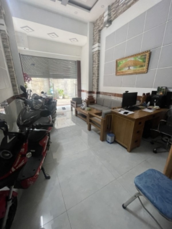 Picture of Bán nhà HXH sát Đường Số 8 Phường 11 Gò Vấp, 64m2 5 tầng chỉ 8.8 tỷ