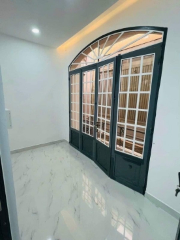Ảnh của Cần bán nhà Tạ Quang Bửu, quận 8 nhà mới siêu đẹp chỉ hơn 2 tỷ