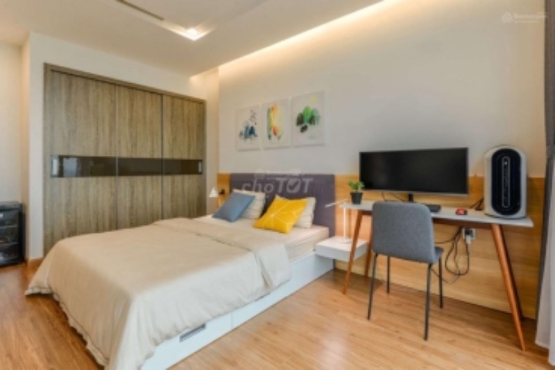 Ảnh của Bán nhà 72m2 x 4 tầng, ô tô đỗ, 10,6 tỷ Nguyễn Sơn, Long Biên