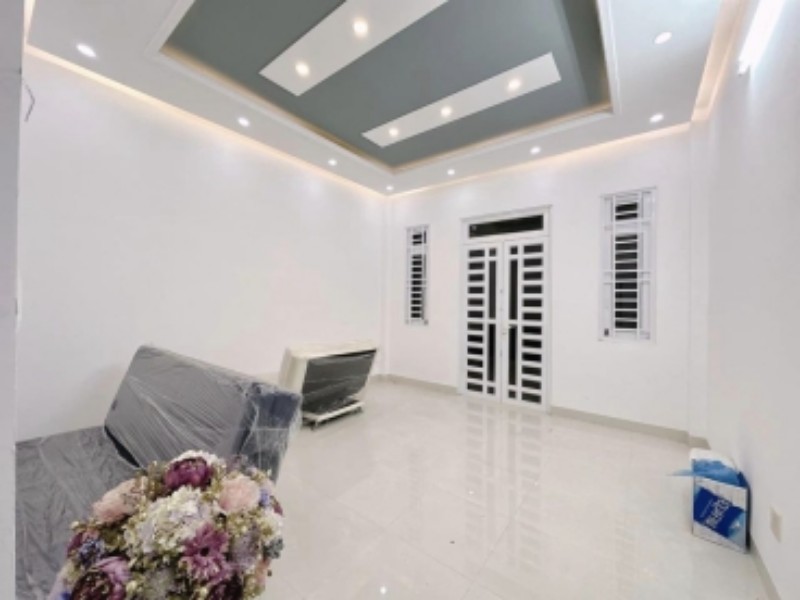 Ảnh của Cần tiền bán nhà mới xây diên tích 90m2 sổ hồng riêng hóc môn
