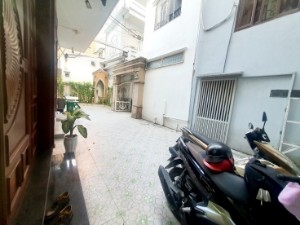 Picture of Gấp Bán Nhà Gò Vấp, Phường 11, Quang Trung, 5 Tầng, Ở Ngay,