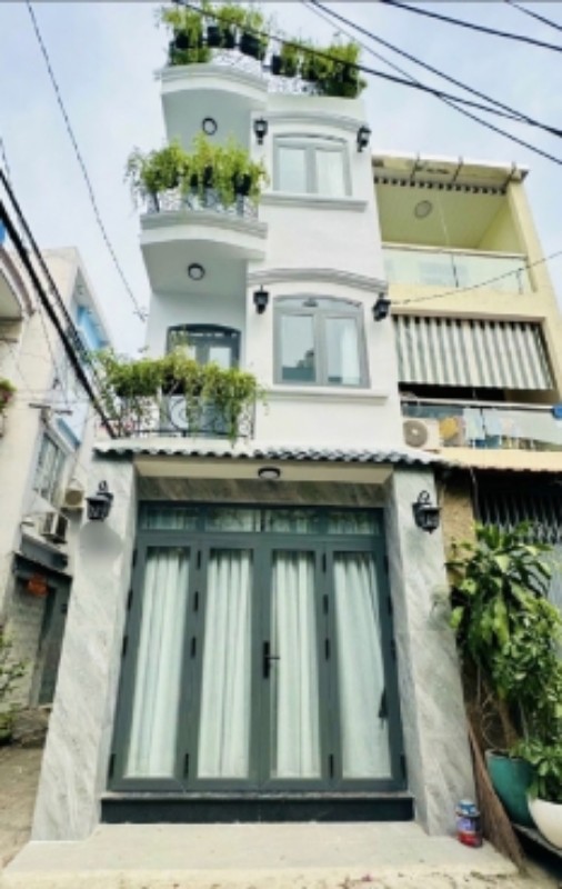 Ảnh của Có một không hai nhà đẹp giá rẻ giảm hơn 600tr còn 3tỉ840 ở Thích Quảng Đức, phường 5, Phú Nhuận