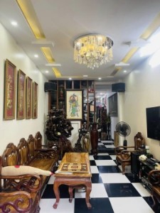 Picture of Bán nhà Đội Cấn 50m vuông, 5 tầng gần mặt phố, giá 6 tỷ 850 triệu